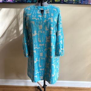 Return to office with this gorgeous Tahari dress.